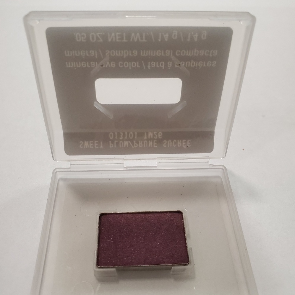 Mary Kay eyeshadow